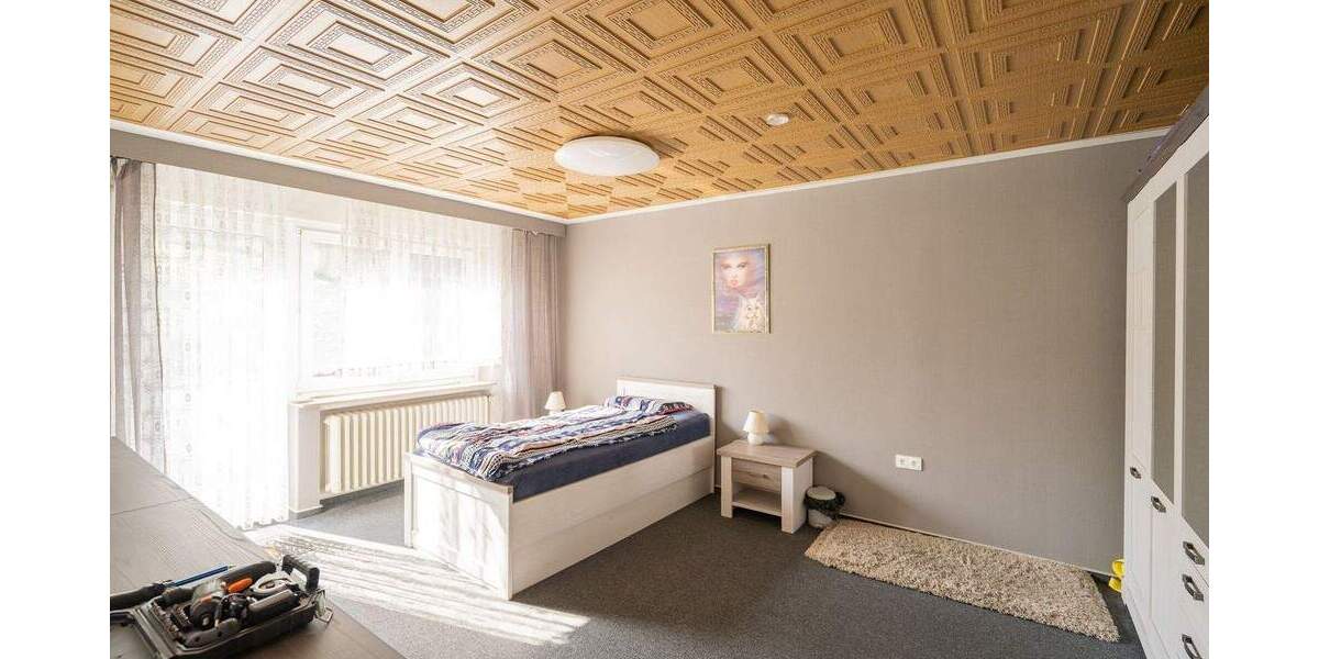 Mehrfamilienhaus, Wohnhaus Strahlungen - 6 Zimmer, 164 m&sup2;, 240.000&euro; | Angebot:25738674