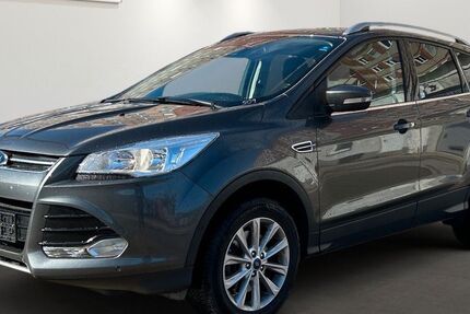 Ford Kuga 83.746 km 8.999 &euro; Berlin 12681