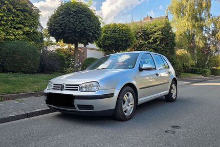 VW Golf 145.628 km 900 &euro; Münster 48157