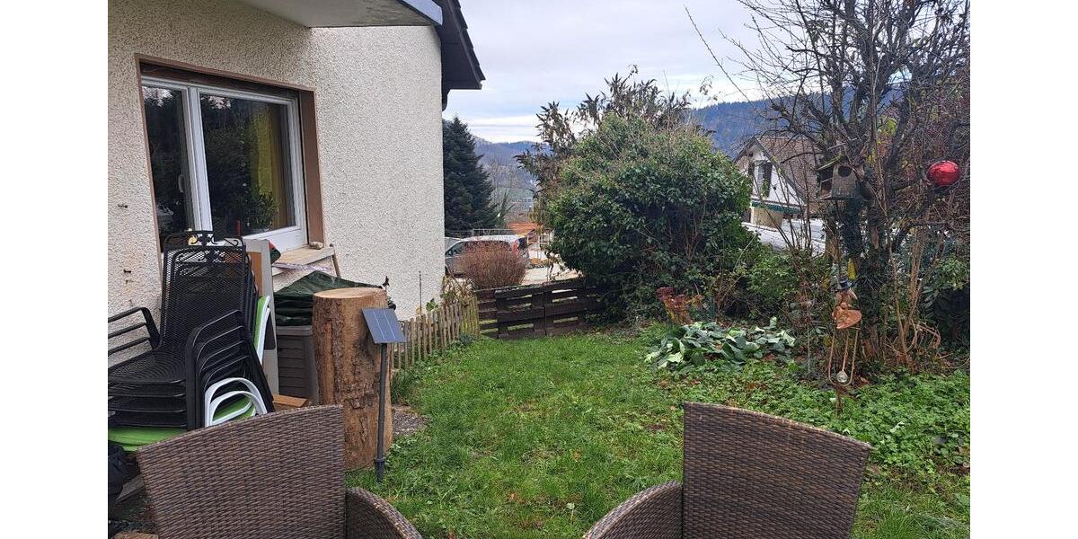 Zwei Zimmer in Eltern-Wohngemeinschaft zu vermieten 4 zimmer