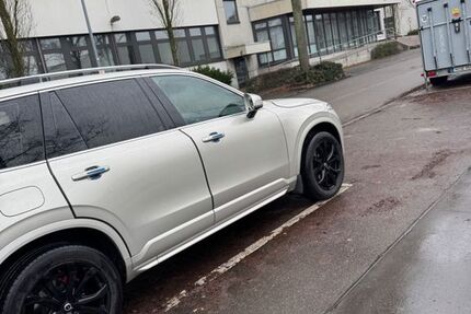 Volvo XC90 232.000 km 21.350 &euro; Stuttgart 70372