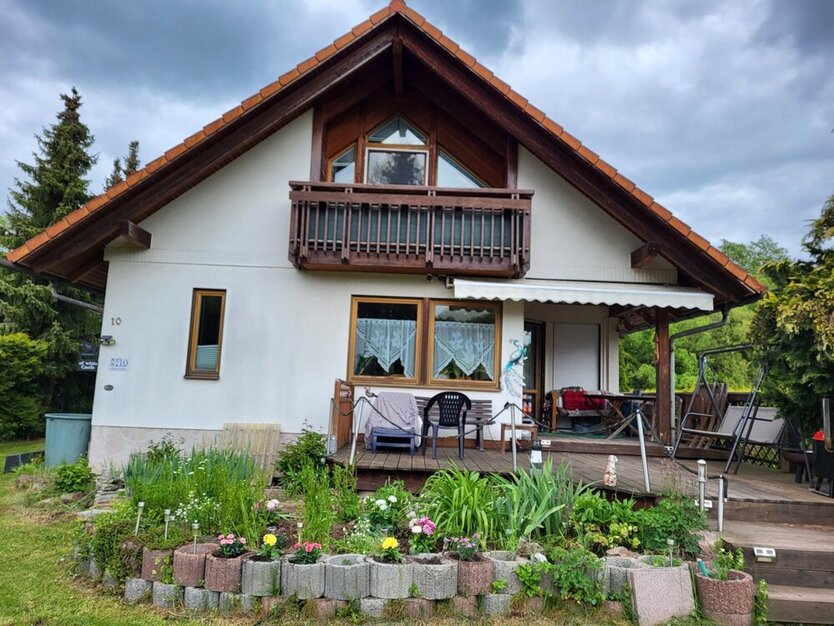 Gerstungen-OT, EFH, bestens für eine Familie mit 2 Kindern geeignet 6 zimmer