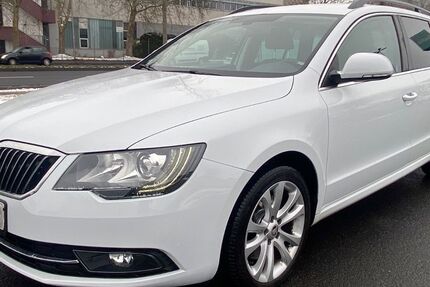 Skoda Superb 208.950 km 7.790 &euro; Aschaffenburg 63741