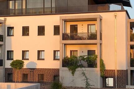 Großes, neusaniertes Penthaus zu vermieten zimmer