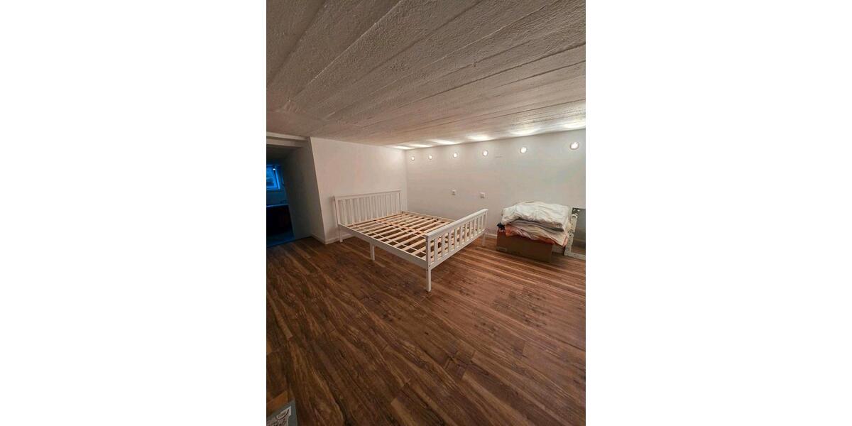 Etagenwohnung Forstinning - 3 Zimmer, 50 m&sup2;, 1.000&euro; | Angebot:26380425
