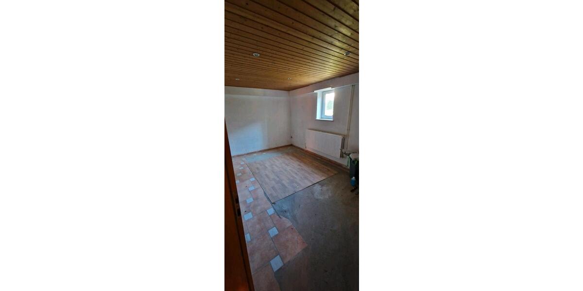 Doppelhaushälfte Gnoien - 5 Zimmer, 120 m&sup2;, 90.000&euro; | Angebot:24864516