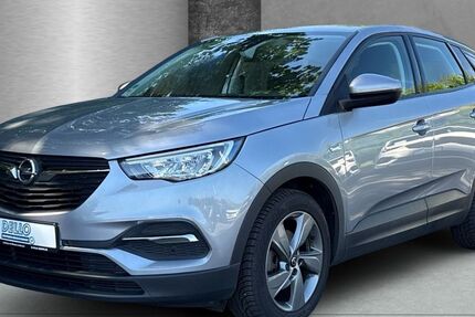 Opel Grandland (X) 98.946 km 13.990 &euro; Schleswig 24837