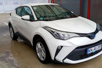 Toyota C-HR 14.000 km 22.999 &euro; Singen hohentwiel 78224