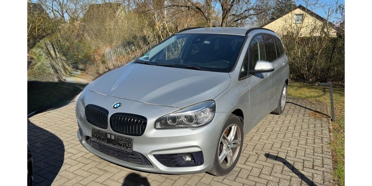 BMW 220 Gran Tourer 237.000 km 13.000 &euro; Woltersdorf 15569
