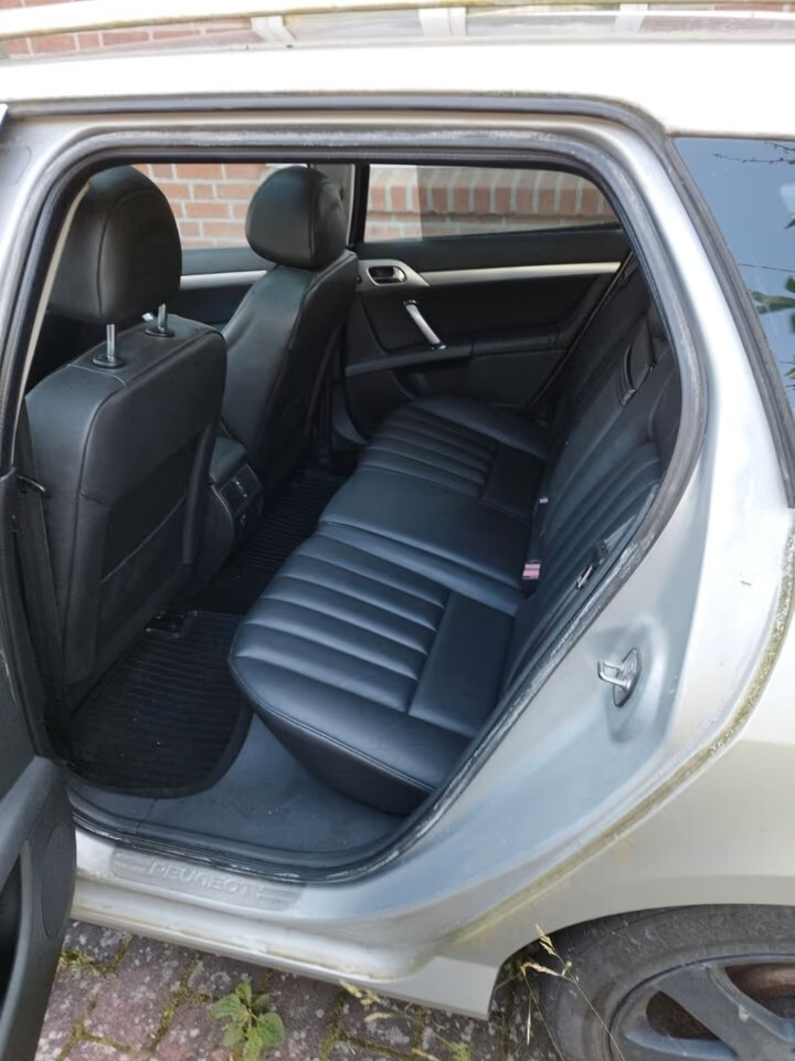 Peugeot 407 231.500 km 2.850 € Berlin 10178