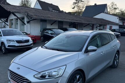 Ford Focus 98.000 km 12.890 &euro; Neunkirchen 57290