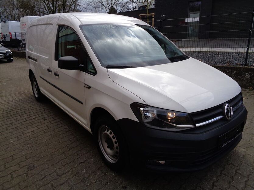 VW Caddy 196.640 km 11.450 € Hamburg 22399