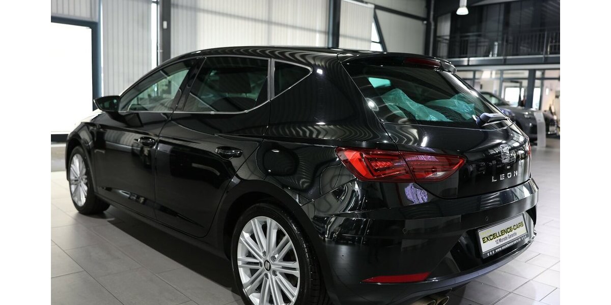 Seat Leon 1.5 TSI DSG XCELLENCE SPORT / LED / LEDER 116.000 km 15.444 &euro; Hamm 59077