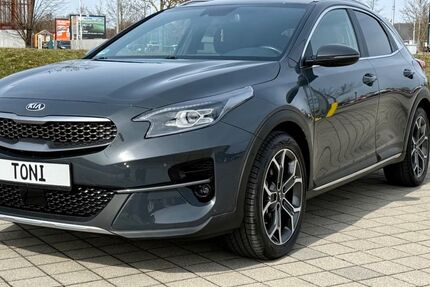 Kia XCeed 69.573 km 17.900 &euro; München 81243