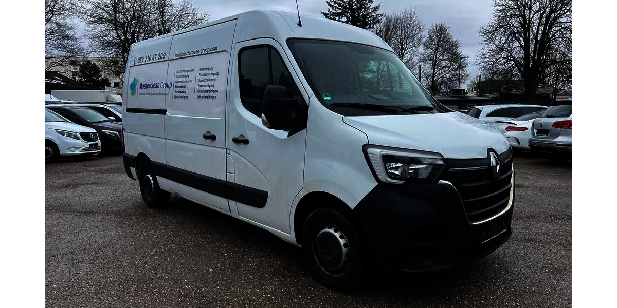 Renault Master 160.000 km 16.900 &euro; München 81243