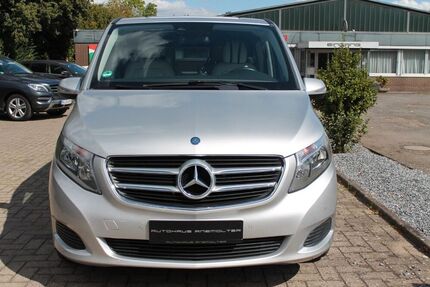 Mercedes V 220