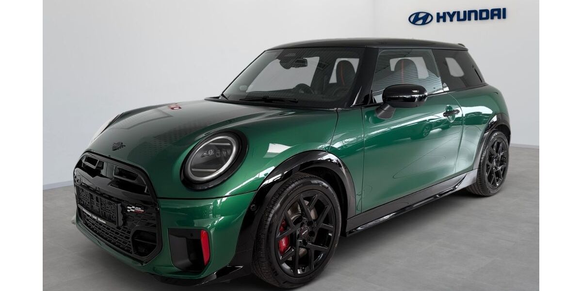 Mini John Cooper Works 4.605 km 35.980 &euro; München 80807