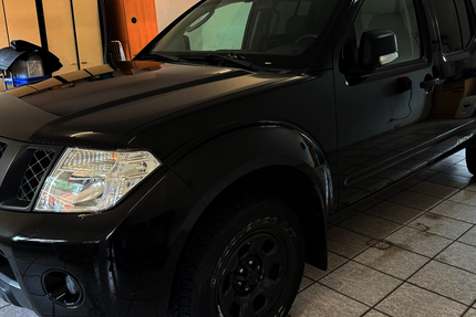 Nissan Navara 173.000 km 9.499 &euro; Geesthacht (bei Hamburg) 21502