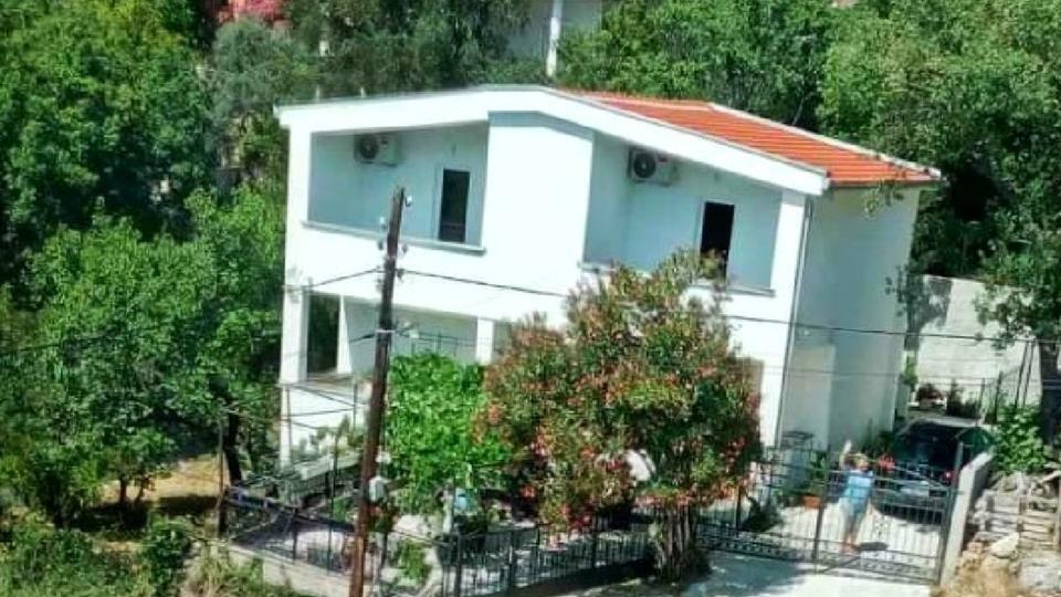 Apartments TORO Sutomore Montenegro