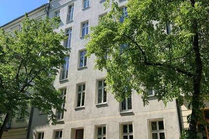 Wohnung Berlin Mitte - 2 Zimmer, 105 m&sup2;, 799.824&euro; | Angebot:26037091