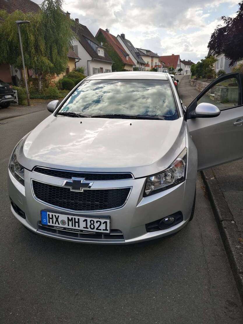 Chevrolet Cruze 225.000 km 4.500 € Warburg 34414