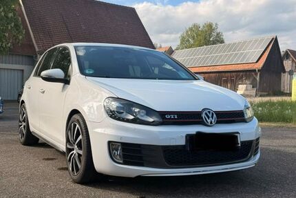 VW Golf 171.700 km 11.400 &euro; Würzburg 97082