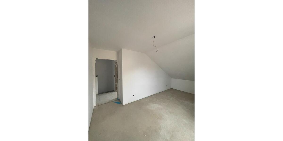 Doppelhaushälfte Euskirchen Dom-Esch - 5 Zimmer, 130 m&sup2;, 1.750&euro; | Angebot:26640714
