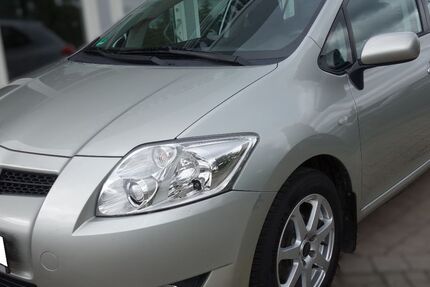 Toyota Auris 143.000 km 5.800 € Herborn 35745