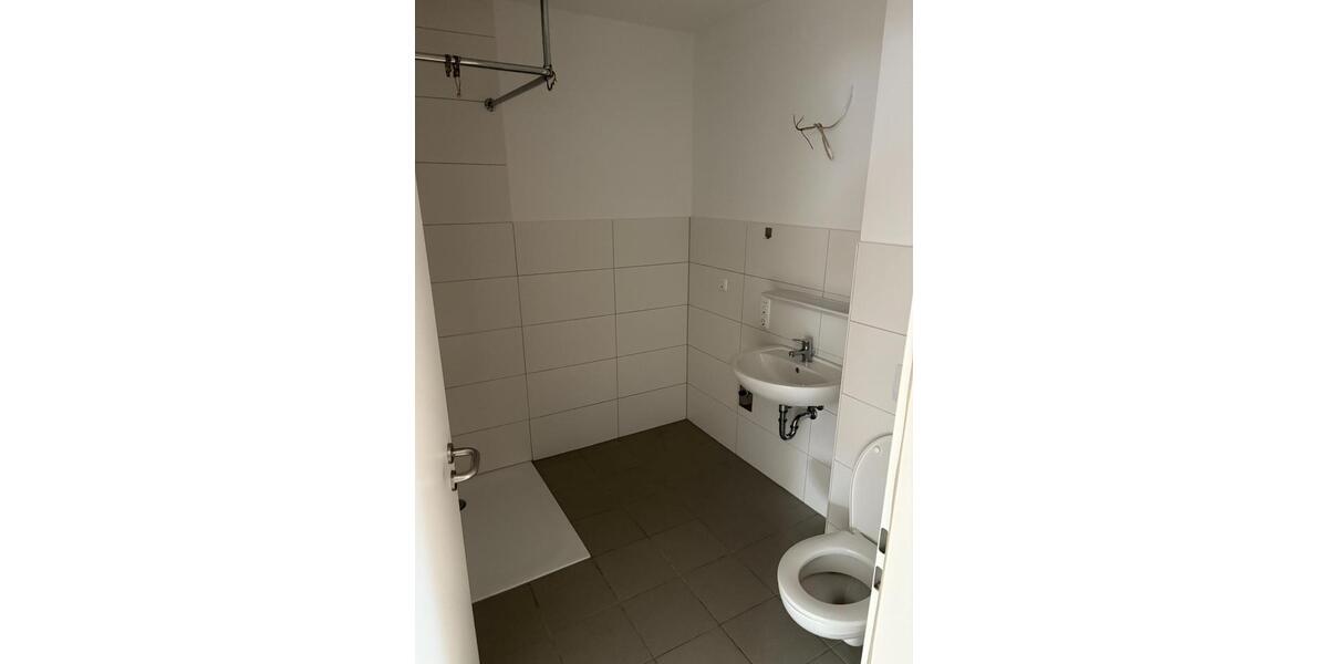 Etagenwohnung Sande - 3 Zimmer, 77 m&sup2;, 525&euro; | Angebot:24689267