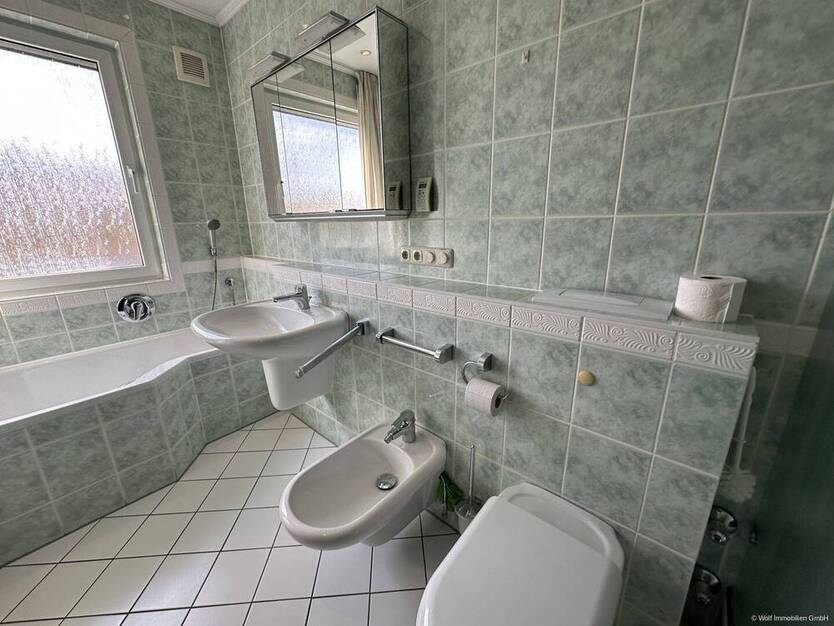 Herrlicher Bungalow in Feldrandlage mit Garten (exklusive EinliegerWohnung)
