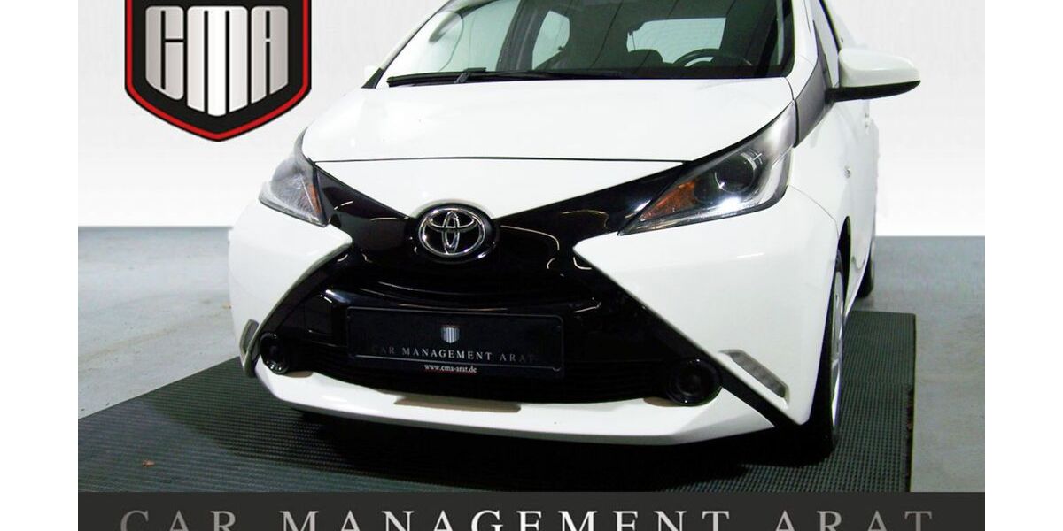 Toyota Aygo (X) 67.899 km 9.691 &euro; Hamburg Stadtteil Horn 22119