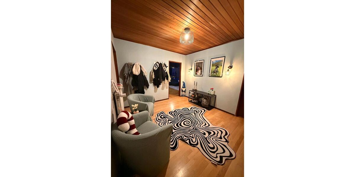 Erdgeschoßwohnung Haßfurt - 4.5 Zimmer, 125 m&sup2;, 225.000&euro; | Angebot:26212452