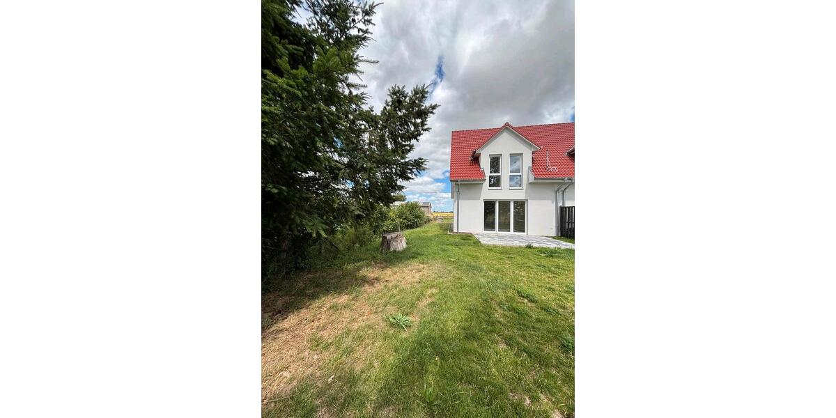 Etagenwohnung Laage - 5 Zimmer, 145 m&sup2;, 1.350&euro; | Angebot:25047904