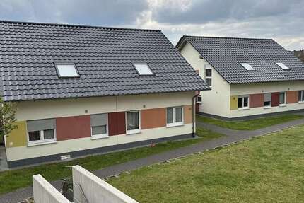 Haus Bielefeld an der Landwehr Heepen - 4 Zimmer, 97 m&sup2;, 561&euro; | Angebot:25373619