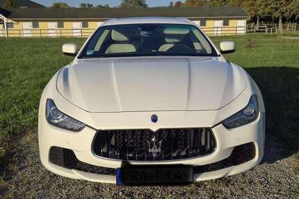 Maserati Ghibli 145.000 km 28.500 € Iffezheim 76473