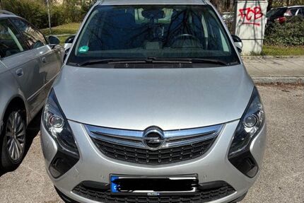 Opel Zafira Tourer