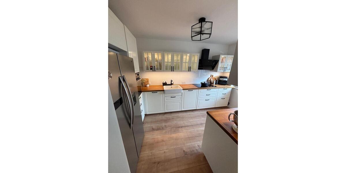 Helle 3,5 Zimmer Wohnung Klimatisiert 3.5 zimmer