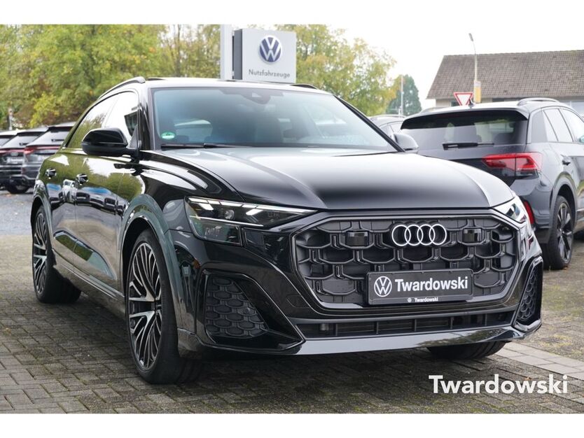 Audi Q8 17.856 km 77.990 € Wegberg 41844