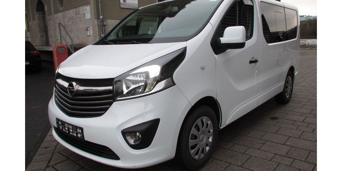 Opel Vivaro 180.215 km 13.950 &euro; Würzburg 97080