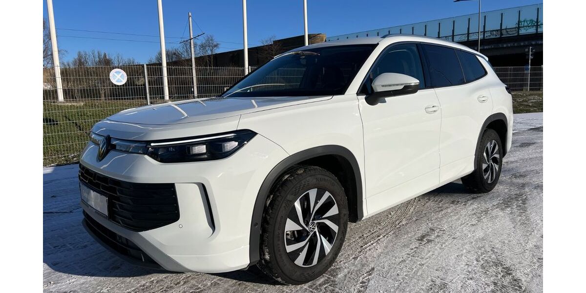 VW Tayron 13.956 km 38.000 &euro; Dresden 01139