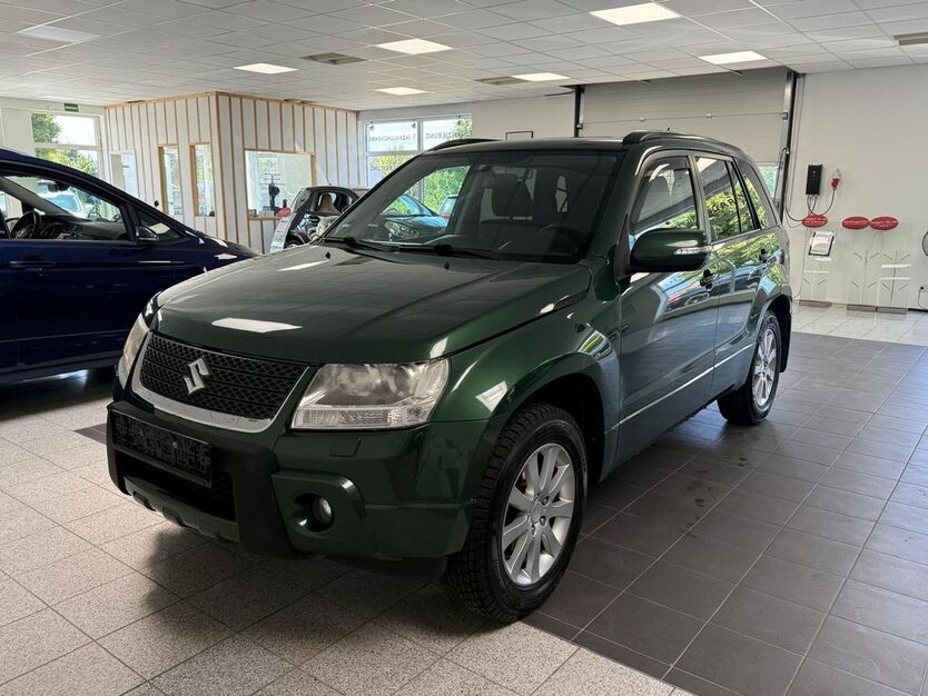 Suzuki Grand Vitara 204.000 km 7.100 € Schramberg 78713