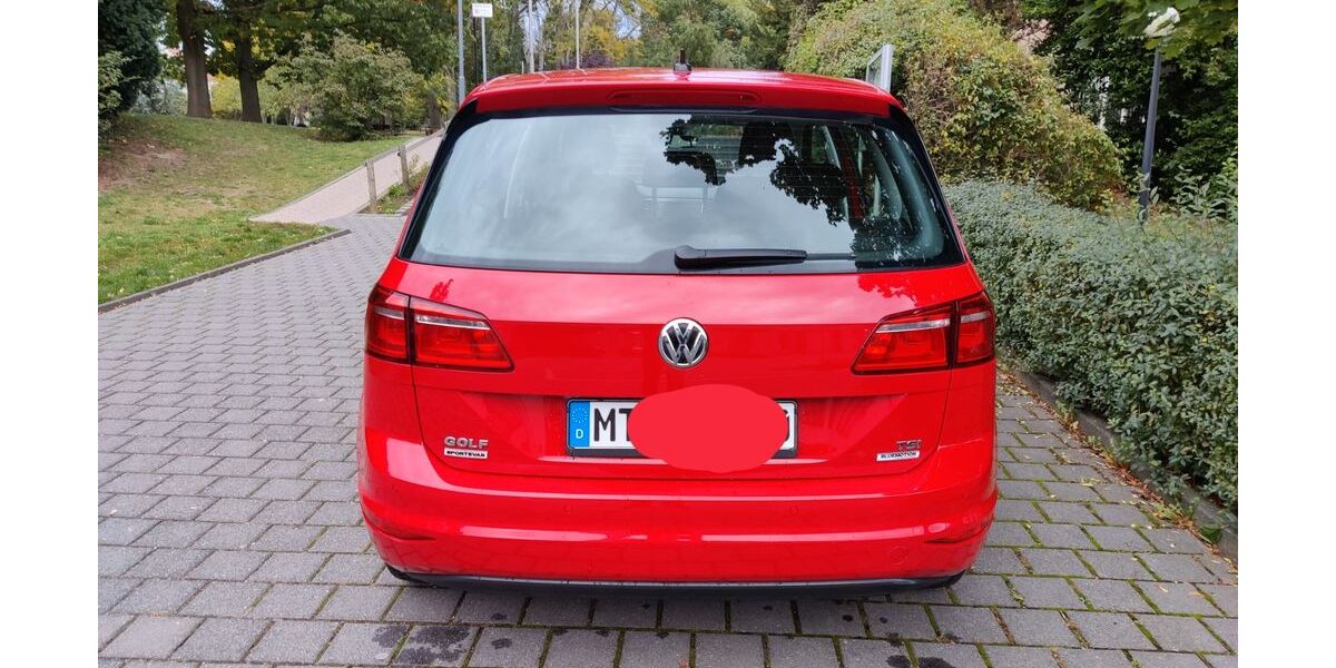 VW Golf Sportsvan 135.000 km 7.950 &euro; Bad Soden 65812