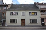 Waltershausen, 2 Familienhaus mit Anbau 8 zimmer