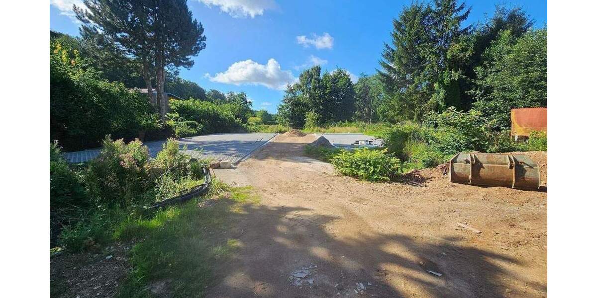 Wohnen wie im Haus: 4-Raumwohnung mit Grundstück 4 zimmer