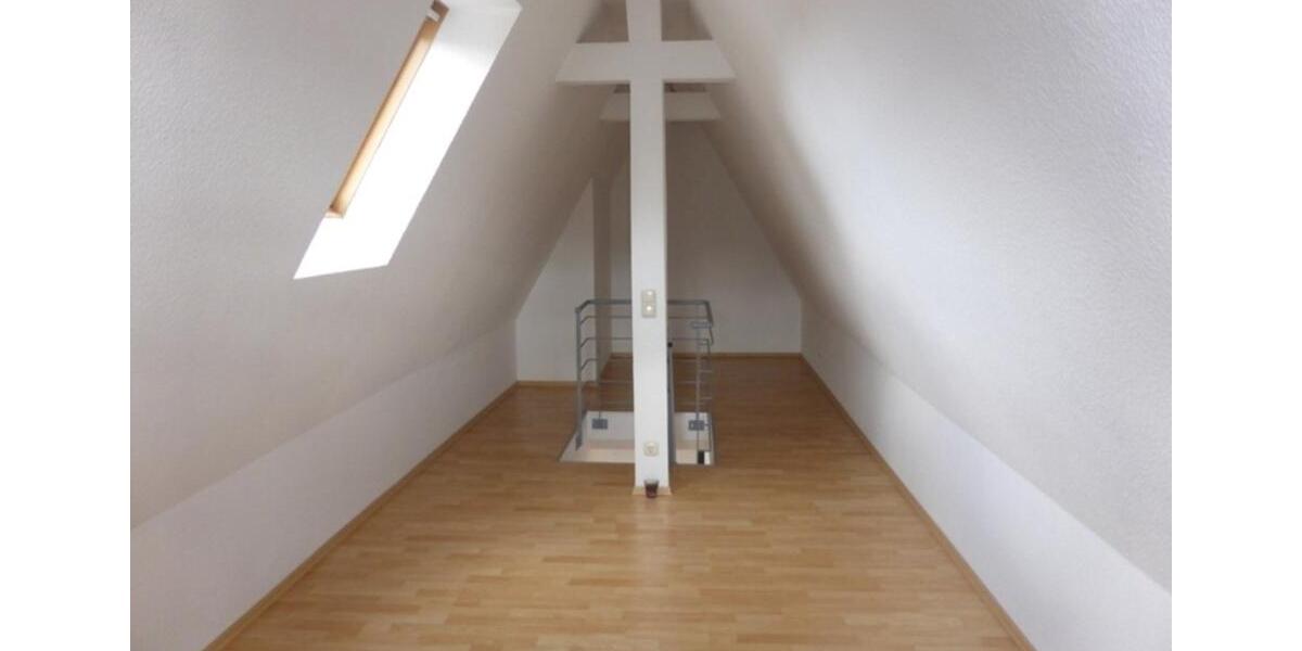 Dachgeschoßwohnung Schmalkalden - 2 Zimmer, 48 m&sup2;, 384&euro; | Angebot:25252599