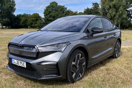 Skoda Enyaq 29.350 km 42.200 € Düsseldorf 40549