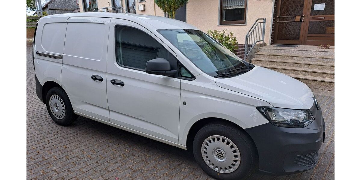 VW Caddy 153.000 km 13.400 &euro; Riegenroth 55469
