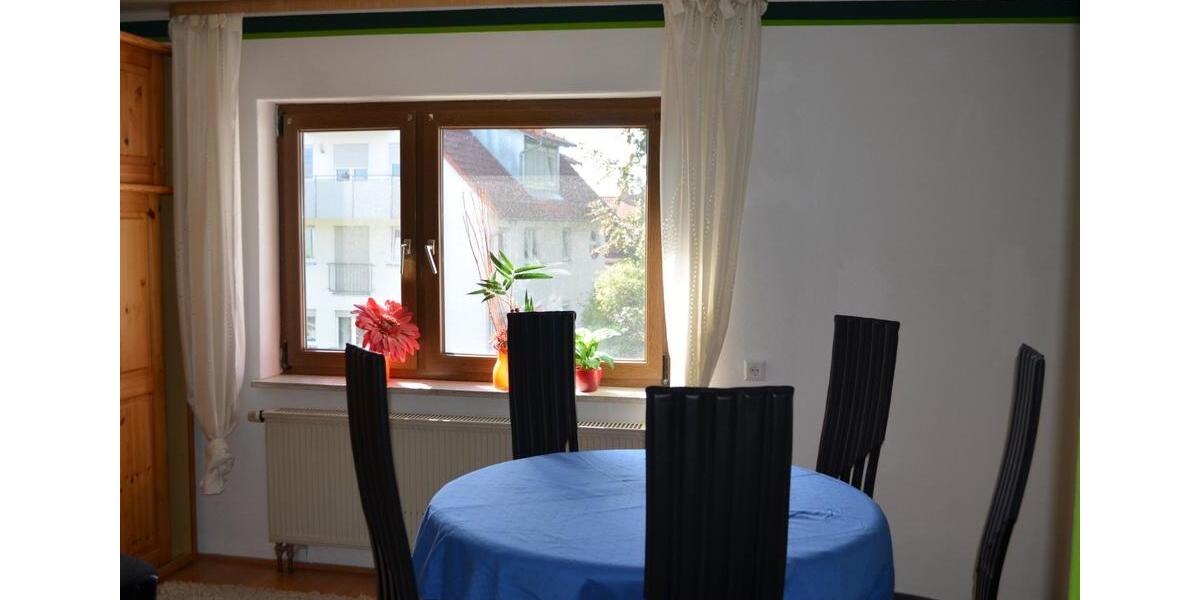 Etagenwohnung Vöhringen - 1 Zimmer, 17 m&sup2;, 270&euro; | Angebot:25497558