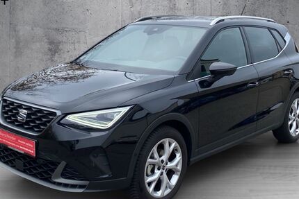 Seat Arona 22.150 km 23.450 &euro; Weißenburg in Bayern 91781