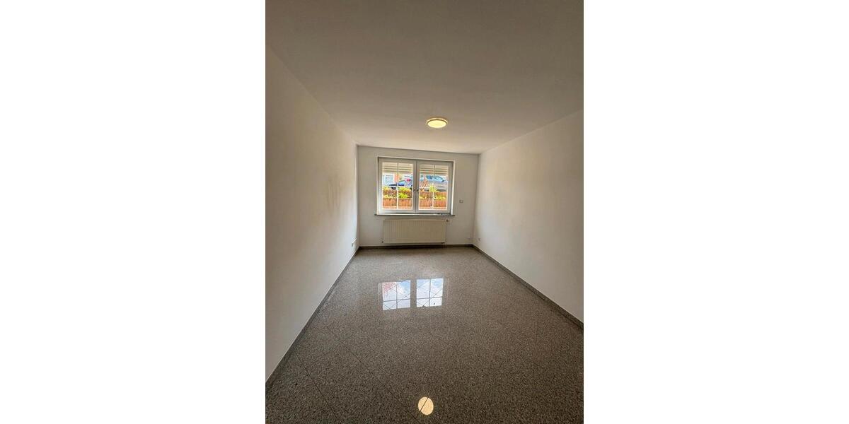 Etagenwohnung Völklingen - 3 Zimmer, 75 m&sup2;, 650&euro; | Angebot:26394904